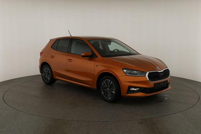 Skoda Fabia Tour 1.0 TSI DSG Tour, LED, Kamera, ACC, Winter, 1. Hand 