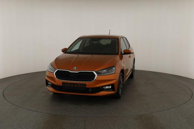 Skoda Fabia Tour 1.0 TSI DSG Tour, LED, Kamera, ACC, Winter, 1. Hand 