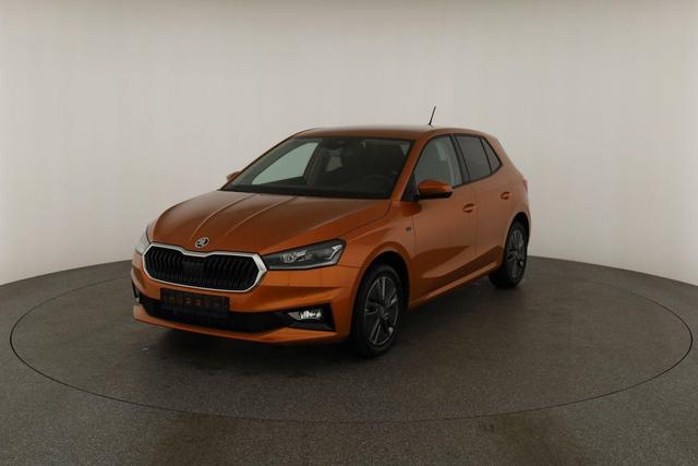 Skoda Fabia Tour 1.0 TSI DSG Tour, LED, Kamera, ACC, Winter, 1. Hand 