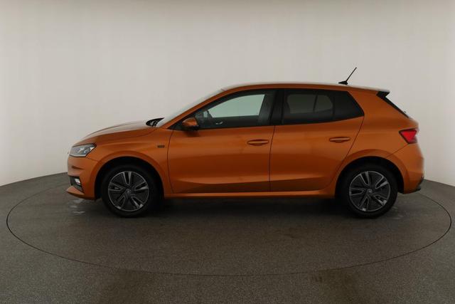 Skoda Fabia Tour 1.0 TSI DSG Tour, LED, Kamera, ACC, Winter, 1. Hand 