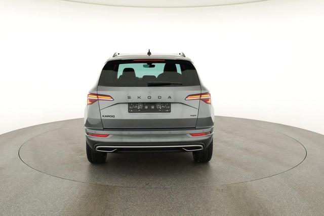 Skoda Karoq Sportline 4x4 2.0 TSI DSG Sportline, Pano, AHK, Navi, Matrix, Side, Winter, 5 J.-Garantie 