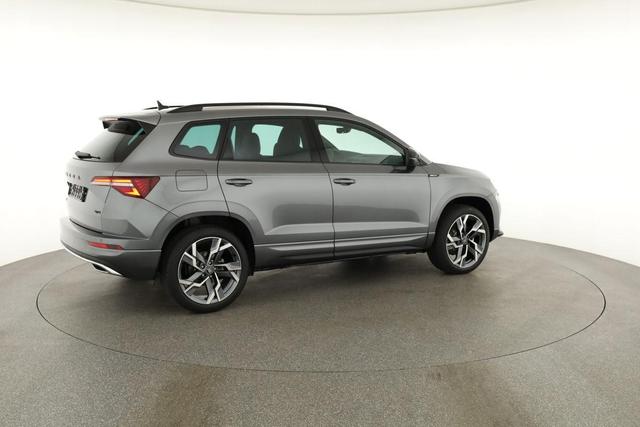 Skoda Karoq Sportline 4x4 2.0 TSI DSG Sportline, Pano, AHK, Navi, Matrix, Side, Winter, 5 J.-Garantie 