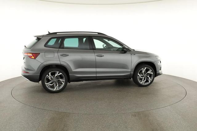 Skoda Karoq Sportline 4x4 2.0 TSI DSG Sportline, Pano, AHK, Navi, Matrix, Side, Winter, 5 J.-Garantie 