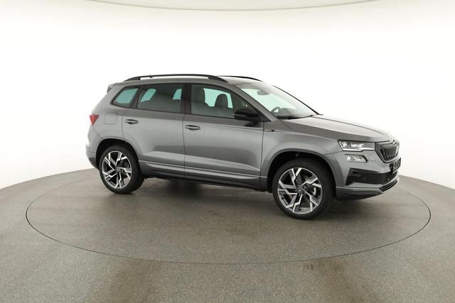 Skoda Karoq Sportline 4x4 2.0 TSI DSG Sportline, Pano, AHK, Navi, Matrix, Side, Winter, 5 J.-Garantie 