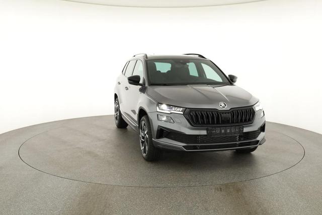 Skoda Karoq Sportline 4x4 2.0 TSI DSG Sportline, Pano, AHK, Navi, Matrix, Side, Winter, 5 J.-Garantie 