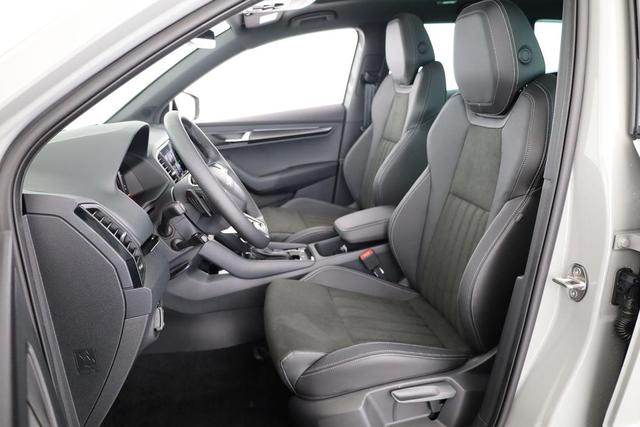 Skoda Karoq Sportline 4x4 2.0 TSI DSG Sportline, Pano, AHK, Navi, Matrix, Side, Winter, 5 J.-Garantie 