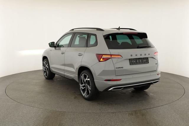 Skoda Karoq Sportline 4x4 2.0 TSI DSG Sportline, Pano, AHK, Navi, Matrix, Side, Winter, 5 J.-Garantie 