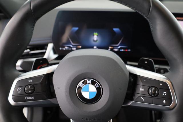 BMW X1 18 d sDrive M Sport 18d Sport, LED, AHK, Kamera, Navi, AppConnect, 19-Zoll 