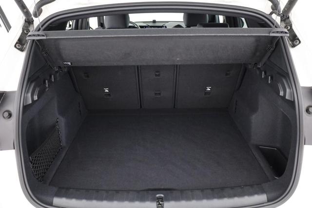 BMW X1 18 d sDrive M Sport 18d Sport, LED, AHK, Kamera, Navi, AppConnect, 19-Zoll 