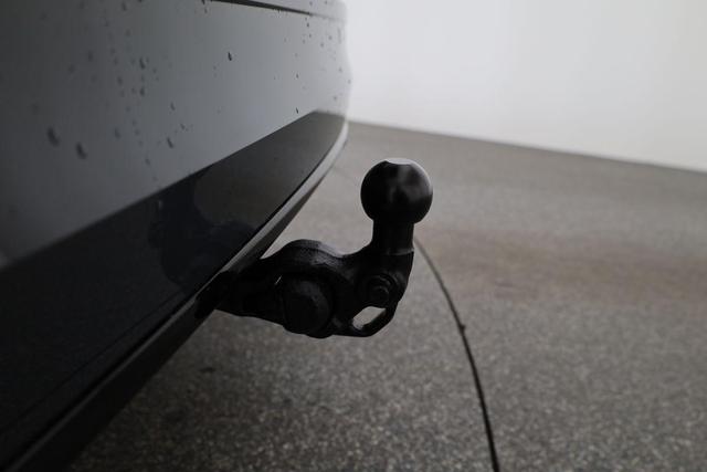 Volkswagen Golf Variant 1.5 TSI 110 kW R-Line VIII R-LINE, AHK, easyOpen, Kamera, LED-Plus, 3-J Garantie 