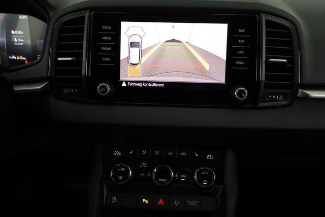 Skoda Karoq Selection 4x4 2.0 TDI DSG Selection, AHK, LED, Kamera, Winter, 4 J.-Garantie 
