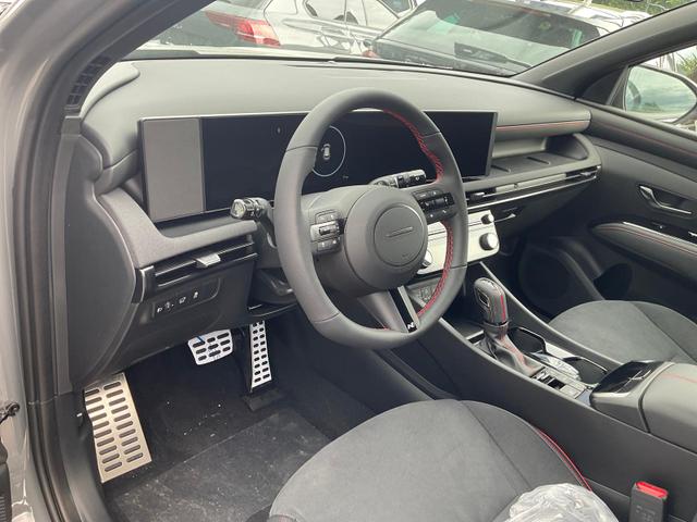Hyundai TUCSON - 1.6 T-GDI DCT 4WD N-LINE, AHK, el. Klappe, Teilleder, Navi, Kamera, ACC