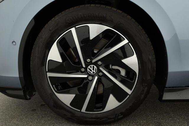 Volkswagen ID.7 Limousine Pro 210 kW Black, AHK, HuD, IQ.Light, IQ.Drive, AreaView, Side, Winter, 19-Zoll 