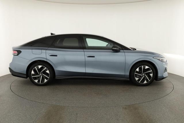Volkswagen ID.7 Limousine Pro 210 kW Black, AHK, HuD, IQ.Light, IQ.Drive, AreaView, Side, Winter, 19-Zoll 