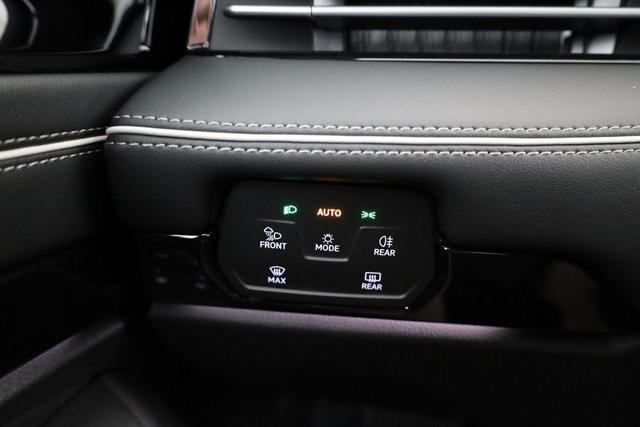 Volkswagen ID.7 Limousine Pro 210 kW Black, AHK, HuD, IQ.Light, IQ.Drive, AreaView, Side, Winter, 20-Zoll 