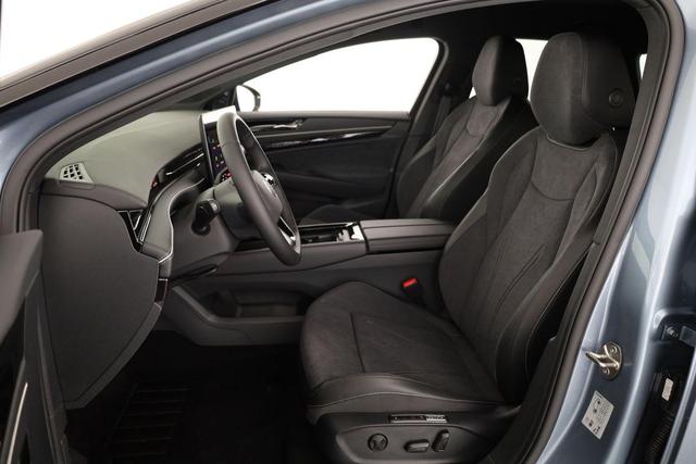 Volkswagen ID.7 Limousine Pro 210 kW Black, AHK, HuD, IQ.Light, IQ.Drive, AreaView, Side, Winter, 20-Zoll 