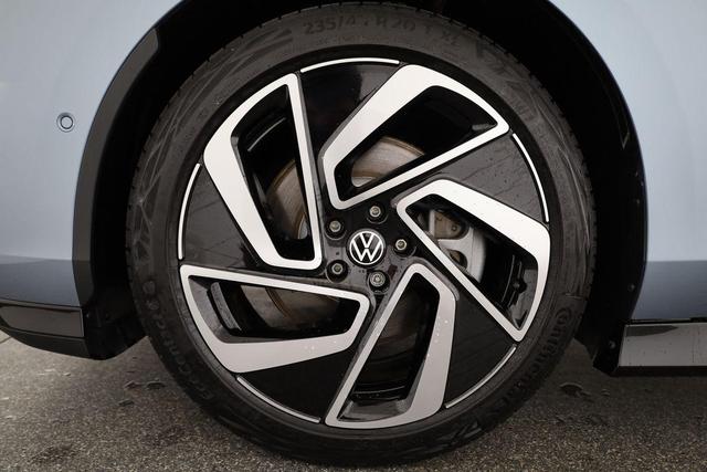 Volkswagen ID.7 Limousine Pro 210 kW Black, AHK, HuD, IQ.Light, IQ.Drive, AreaView, Side, Winter, 20-Zoll 
