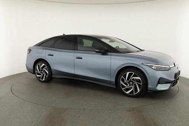 Volkswagen ID.7 Limousine Pro 210 kW Black, AHK, HuD, IQ.Light, IQ.Drive, AreaView, Side, Winter, 20-Zoll 