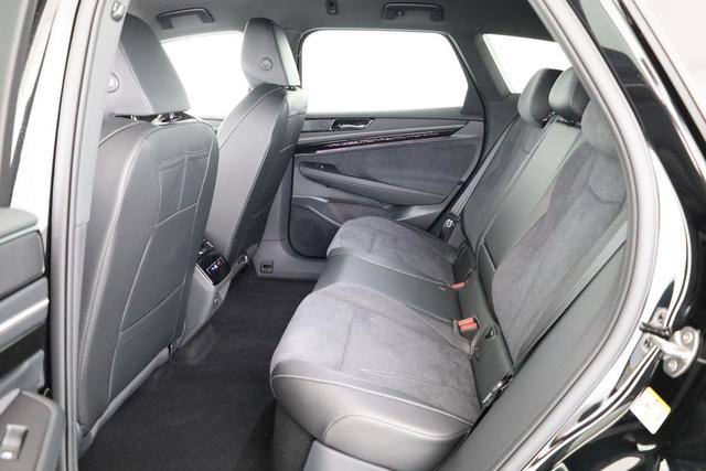 Volkswagen ID.7 Kombi Pro 210 kW Tourer Black, AHK, HuD, IQ.Light, IQ.Drive, AreaView, Side, Winter, 19-Zoll 