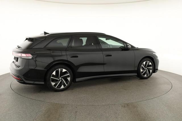 Volkswagen ID.7 Kombi Pro 210 kW Tourer Black, AHK, HuD, IQ.Light, IQ.Drive, AreaView, Side, Winter, 19-Zoll 