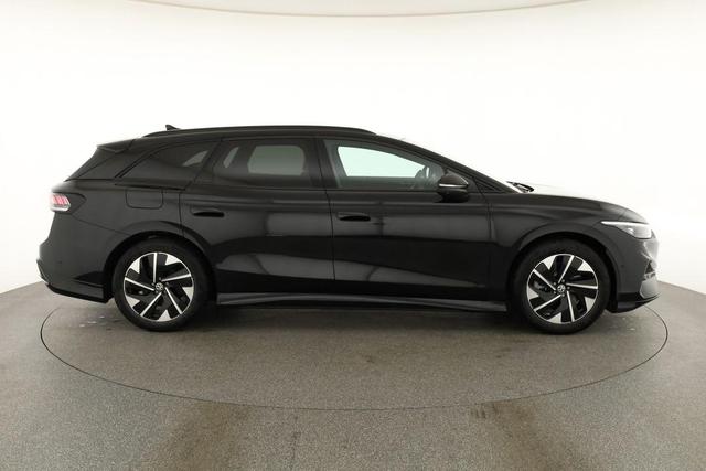 Volkswagen ID.7 Kombi Pro 210 kW Tourer Black, AHK, HuD, IQ.Light, IQ.Drive, AreaView, Side, Winter, 19-Zoll 