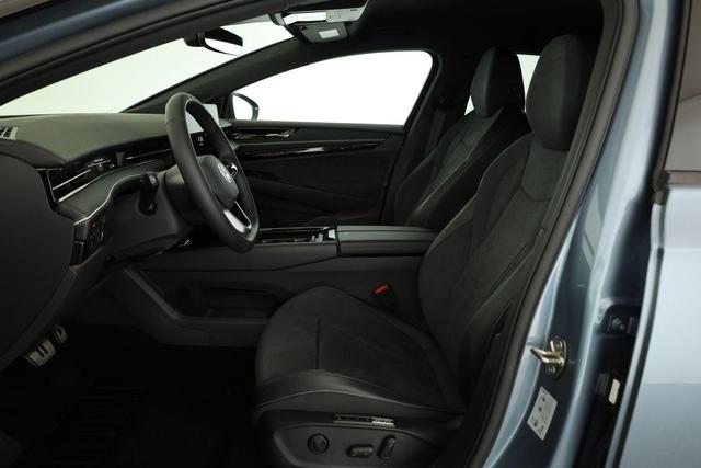 Volkswagen ID.7 Kombi Pro 210 kW Tourer Black, AHK, HuD, IQ.Light, IQ.Drive, AreaView, Side, Winter, 19-Zoll 