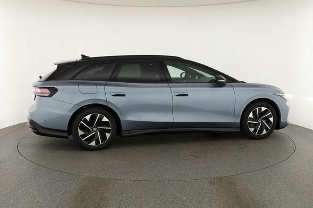 Volkswagen ID.7 Kombi Pro 210 kW Tourer Black, AHK, HuD, IQ.Light, IQ.Drive, AreaView, Side, Winter, 19-Zoll 