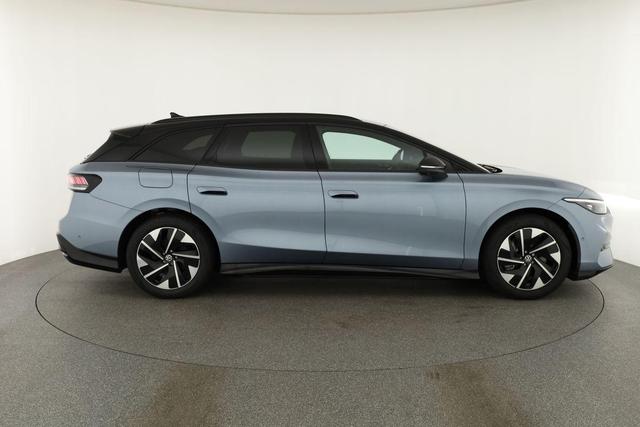 Volkswagen ID.7 Kombi Pro 210 kW Tourer Black, AHK, HuD, IQ.Light, IQ.Drive, AreaView, Side, Winter, 19-Zoll 