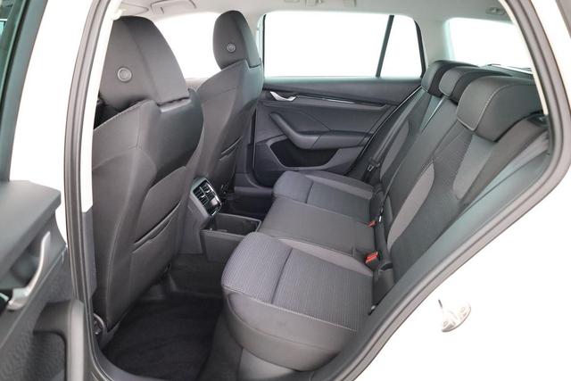 Skoda Octavia Combi 2.0 TDI 110 kW Selection DSG Selection, Navi, AHK, el. Klappe, 5-J Garantie 