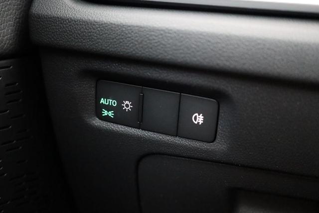 Skoda Octavia Combi 2.0 TDI 110 kW Selection DSG Selection, Navi, AHK, el. Klappe, 5-J Garantie 