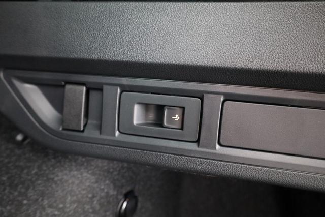 Skoda Octavia Combi 2.0 TDI 110 kW Selection DSG Selection, Navi, AHK, el. Klappe, 5-J Garantie 