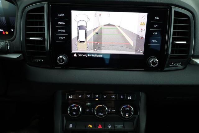 Skoda Karoq Selection 1.5 TSI DSG Selection, AHK, LED, Kamera, Winter, Ladeboden, 4 J.-Garantie 