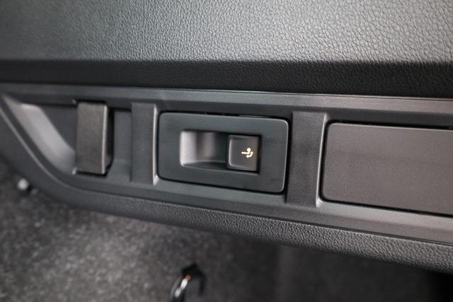 Skoda Octavia Combi 2.0 TDI 110 kW Selection DSG Selection, Navi, AHK, el. Klappe, 5-J Garantie 