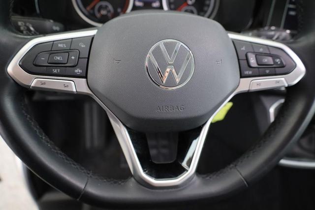 Volkswagen Multivan 6.1 Trendline FWD T6.1 2.0 TDI Trendline, AHK, Navi, FS-heizbar, Standheizung 
