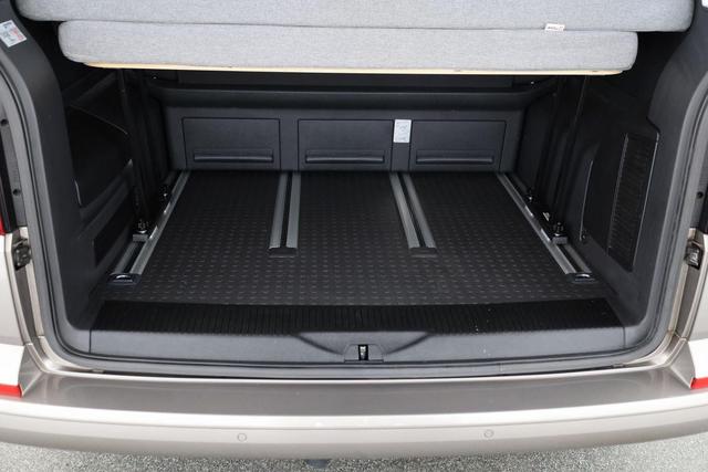 Volkswagen Multivan 6.1 Trendline FWD T6.1 2.0 TDI Trendline, AHK, Navi, FS-heizbar, Standheizung 