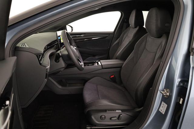 Volkswagen ID.7 Kombi Pro 210 kW Tourer Black, AHK, HuD, IQ.Light, IQ.Drive, AreaView, Side, Winter, 19-Zoll 
