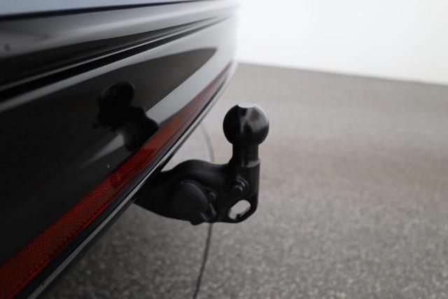Volkswagen ID.7 Kombi Pro 210 kW Tourer Black, AHK, HuD, IQ.Light, IQ.Drive, AreaView, Side, Winter, 19-Zoll 