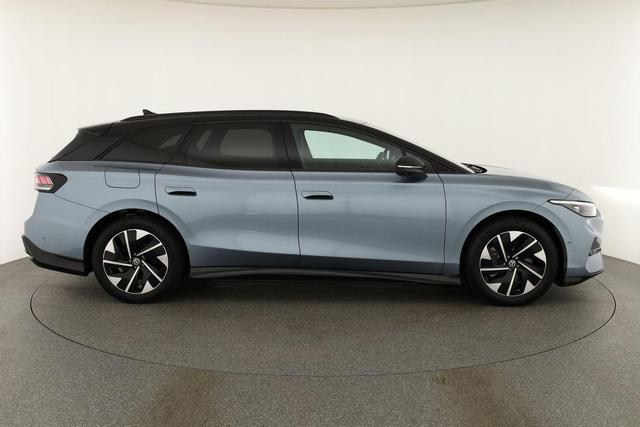 Volkswagen ID.7 Kombi Pro 210 kW Tourer Black, AHK, HuD, IQ.Light, IQ.Drive, AreaView, Side, Winter, 19-Zoll 