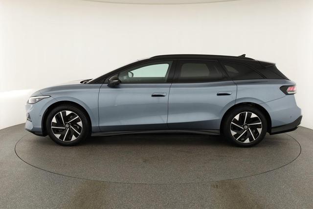 Volkswagen ID.7 Kombi Pro 210 kW Tourer Black, AHK, HuD, IQ.Light, IQ.Drive, AreaView, Side, Winter, 19-Zoll 