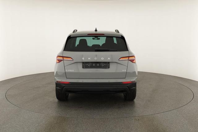 Skoda Karoq Selection 2.0 TDI DSG 4x4 Selection, AHK, Navi, LED, Kamera, Winter, el. Klappe, 4 J.-Garantie 