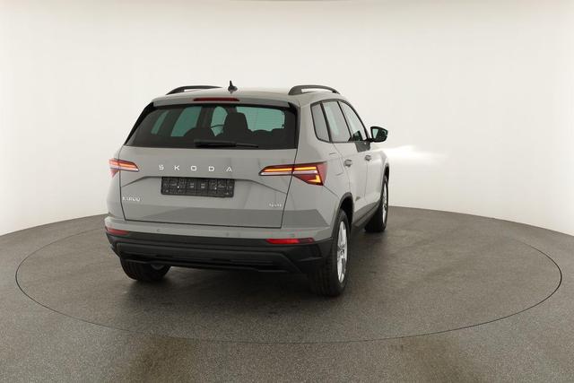 Skoda Karoq Selection 2.0 TDI DSG 4x4 Selection, AHK, Navi, LED, Kamera, Winter, el. Klappe, 4 J.-Garantie 