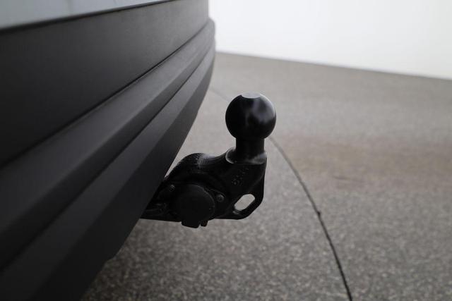 Skoda Karoq Selection 4x4 2.0 TDI DSG Selection, AHK, Navi, LED, Kamera, Winter, el. Klappe, 4 J.-Garantie 