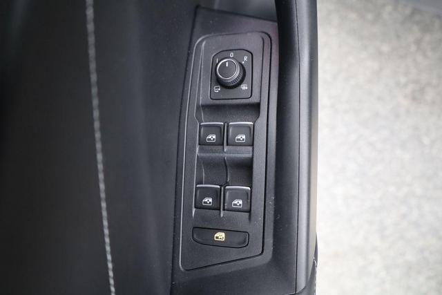 Volkswagen T-Roc Style 1.5 TSI DSG Style, ACC. LED-Plus, Winter, 17-Zoll 