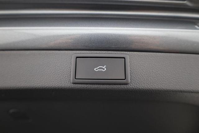 Skoda Octavia Combi 2.0 TDI 110 kW Selection DSG Selection, Navi, AHK, el. Klappe, 5-J Garantie 