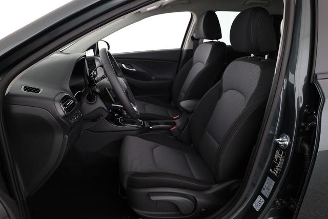 Hyundai i30 Kombi 1.6 T-GDI DCT, Navi, Kamera, Winter, 16-Zoll, 5 J.-Garantie 