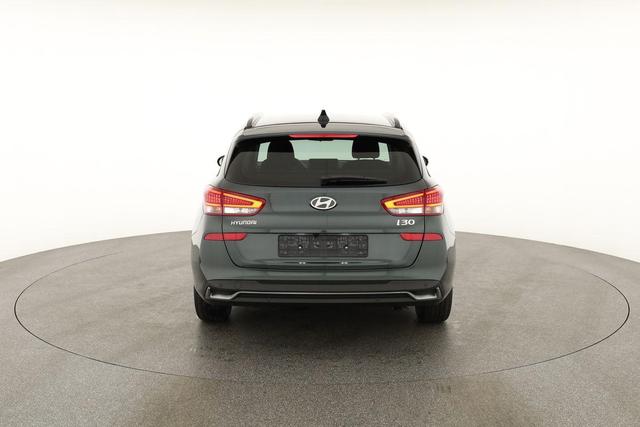 Hyundai i30 Kombi 1.6 T-GDI DCT, Navi, Kamera, Winter, 16-Zoll, 5 J.-Garantie 