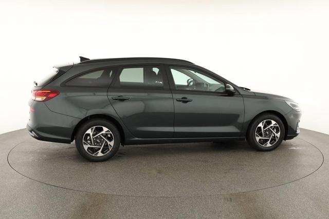 Hyundai i30 Kombi 1.6 T-GDI DCT, Navi, Kamera, Winter, 16-Zoll, 5 J.-Garantie 