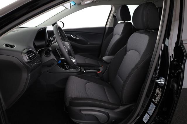 Hyundai i30 Kombi 1.6 T-GDI DCT, Navi, Kamera, Winter, 16-Zoll, 5 J.-Garantie 