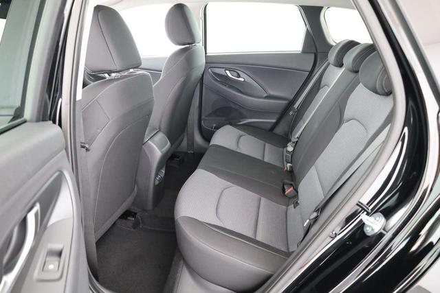 Hyundai i30 Kombi 1.6 T-GDI DCT, Navi, Kamera, Winter, 16-Zoll, 5 J.-Garantie 