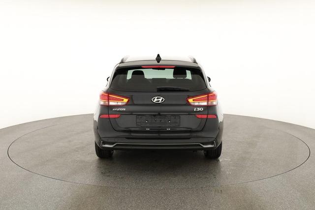 Hyundai i30 Kombi 1.6 T-GDI DCT, Navi, Kamera, Winter, 16-Zoll, 5 J.-Garantie 